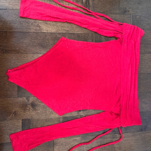 Forever 21 Red Long Sleeve Bodysuit with Synch Shoulders - Size Small - Picture 3 of 5